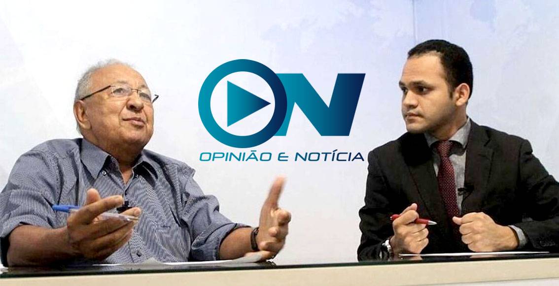 Secretário de Comunicação do Dr. Pessoa vai além de posar papagaio de pirata